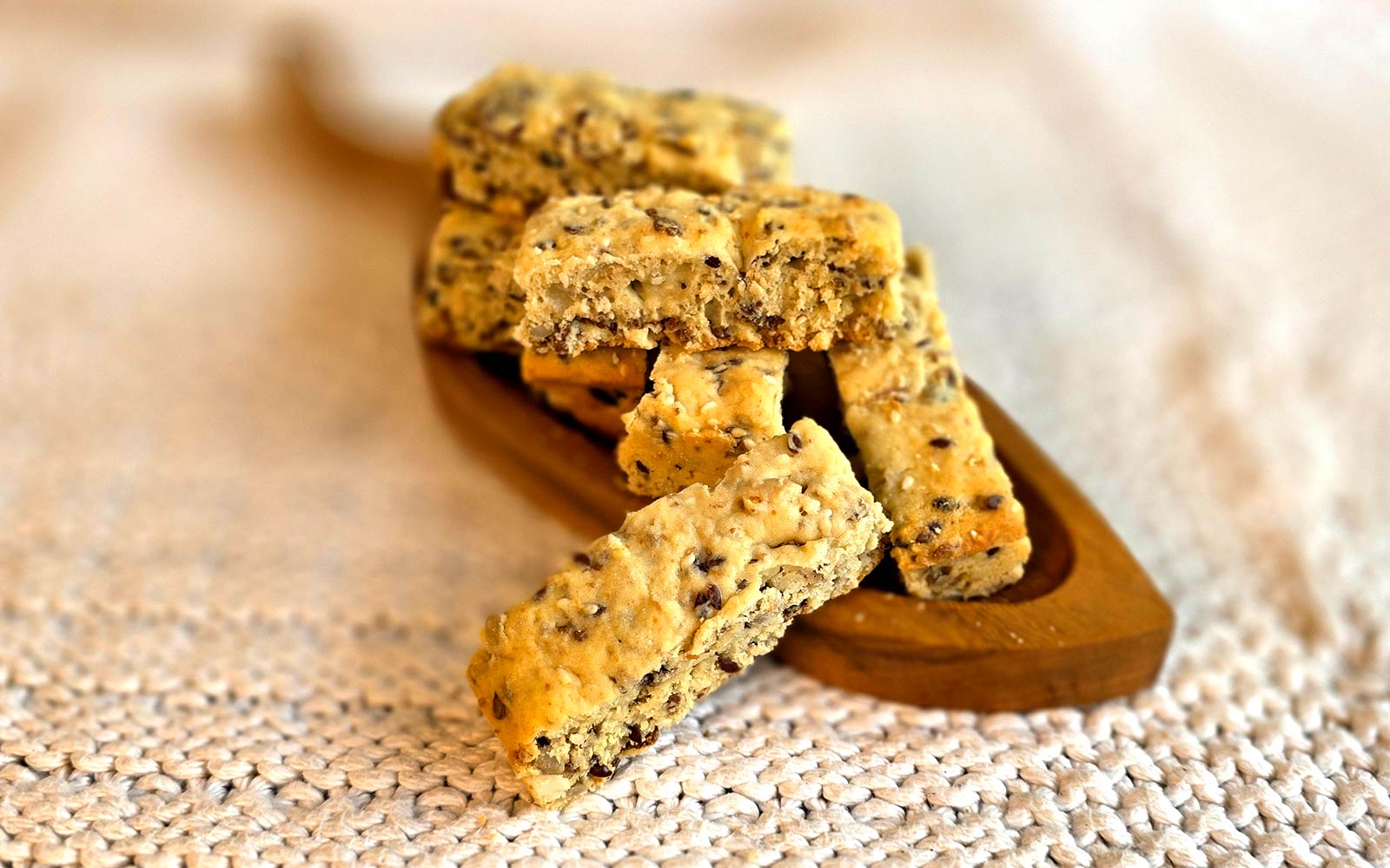 Gutstronomy Sourdough Prebiotic Rusks with tree nuts